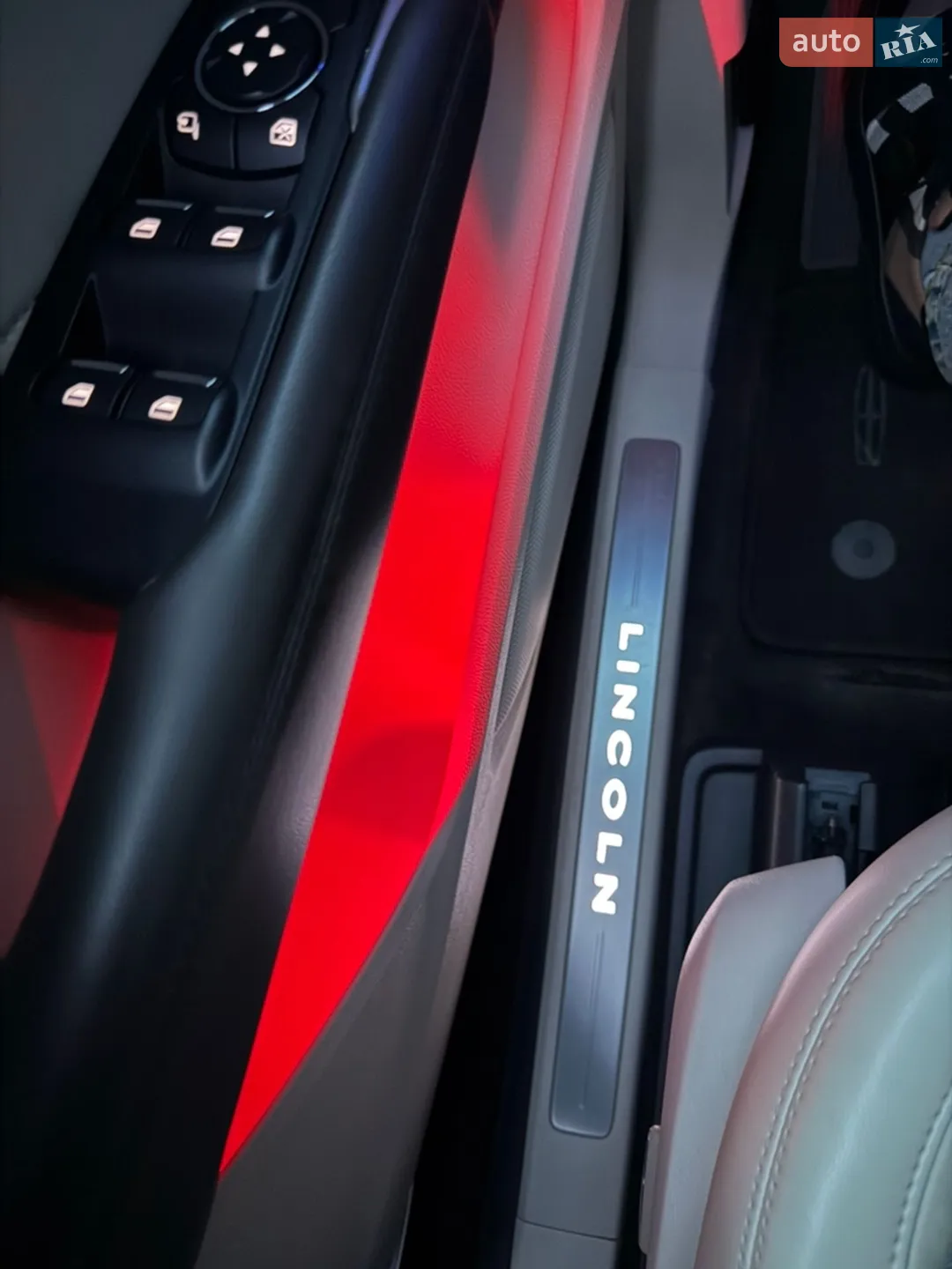 2017 Lincoln MKC - мініатюра 19