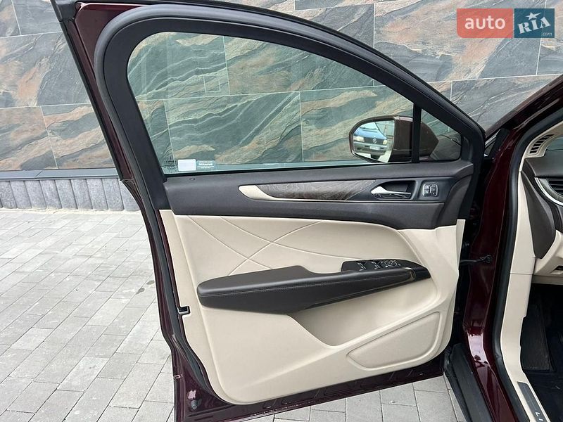 Внедорожник / Кроссовер Lincoln MKC 2018 в Ужгороде