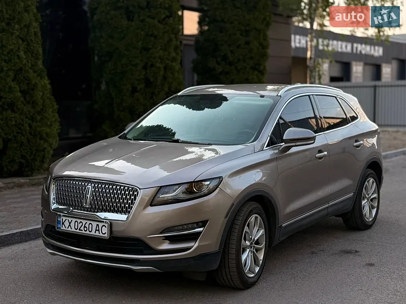Lincoln MKC 2019