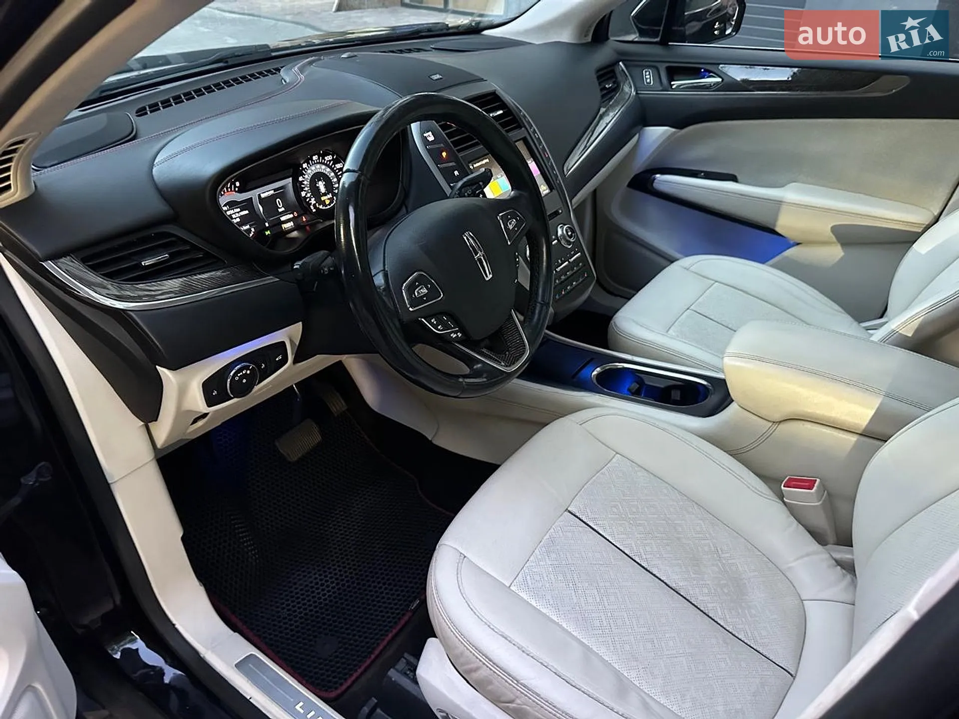 2016 Lincoln MKC - мініатюра 38
