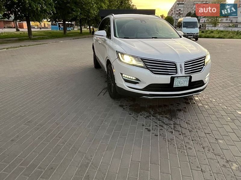 Lincoln MKC 2017