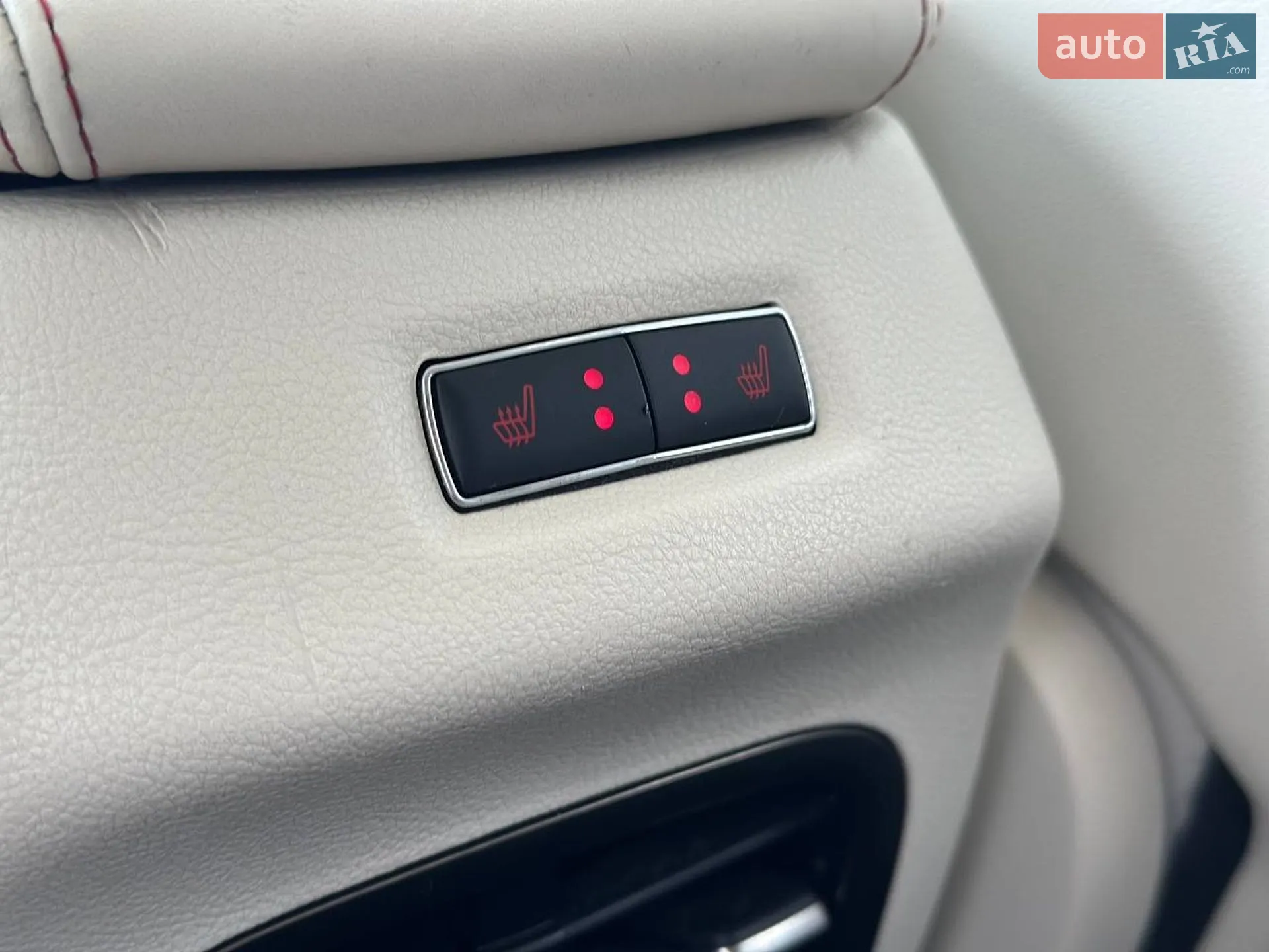 2018 Lincoln MKC - мініатюра 14