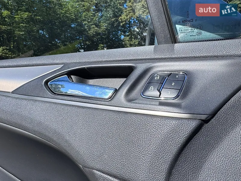 Lincoln MKC 2015 VIN 5LMCJ1C98GUJ20313 фото оголошення 36 з 88