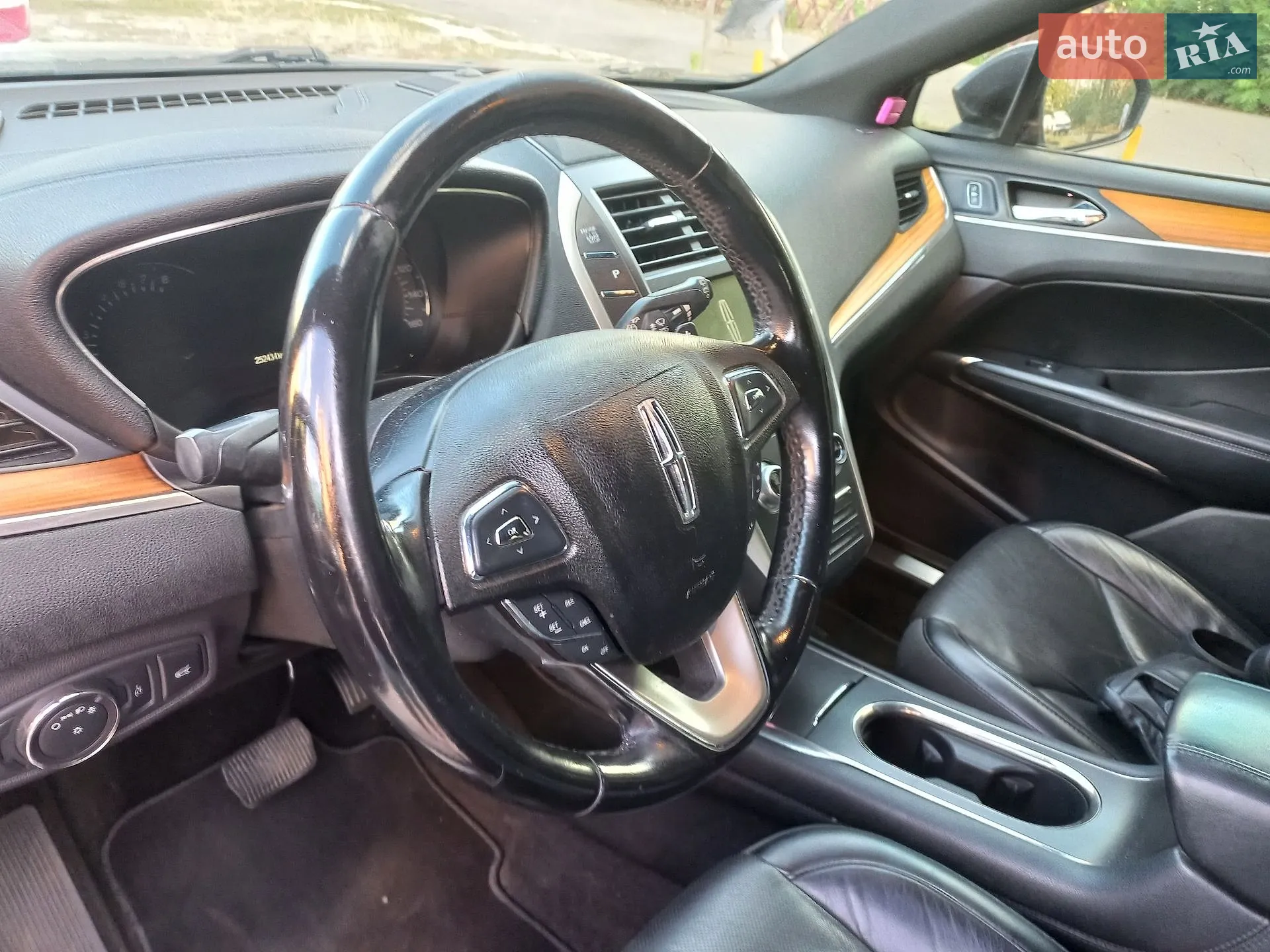 2014 Lincoln MKC - мініатюра 2