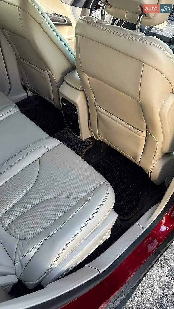 2017 Lincoln MKC - мініатюра 15