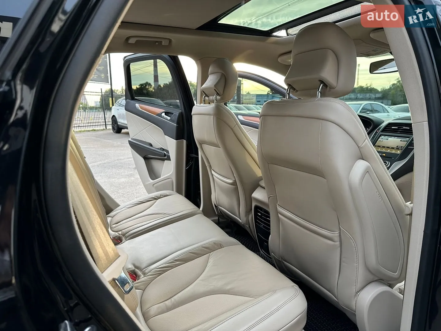 2018 Lincoln MKC - мініатюра 18