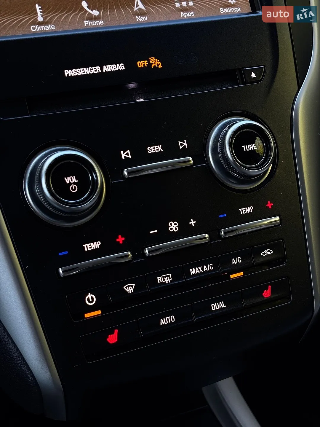 2018 Lincoln MKC - мініатюра 37