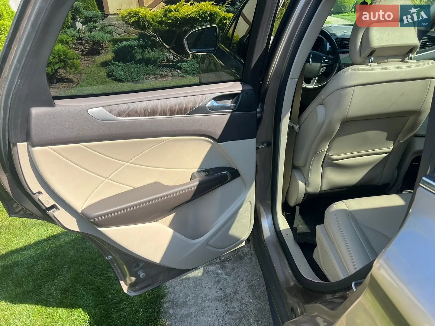2019 Lincoln MKC - мініатюра 21
