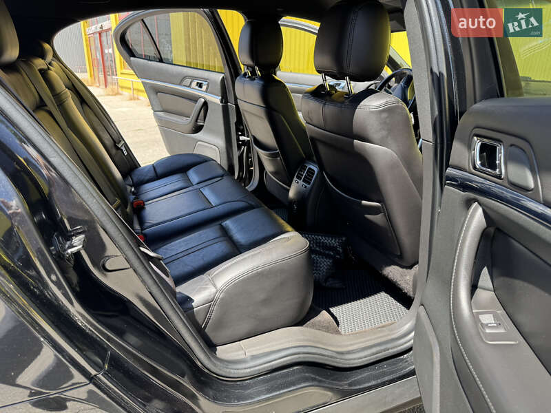 Седан Lincoln MKS 2015 в Кропивницком