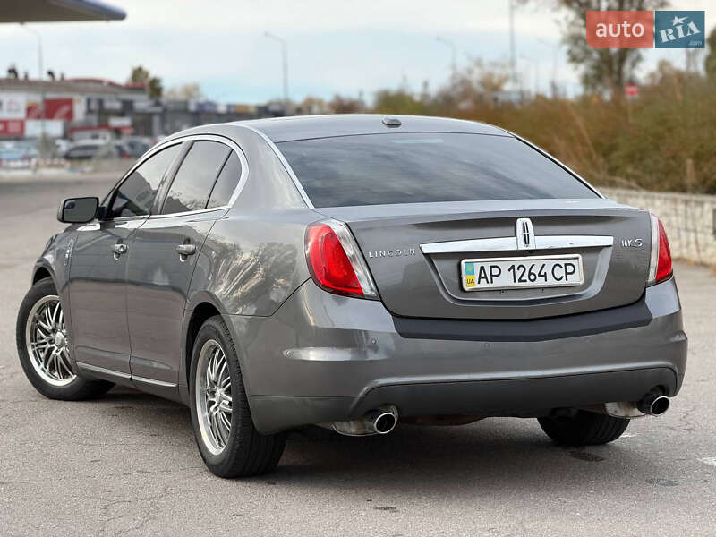 Седан Lincoln MKS 2010 в Запоріжжі