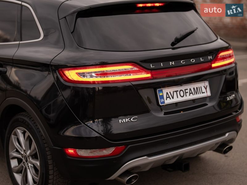 Седан Lincoln MKS 2014 в Дніпрі