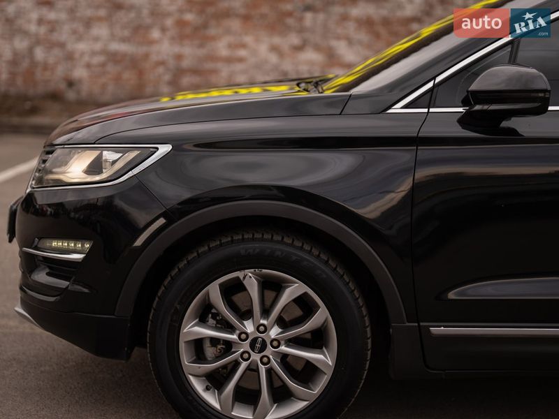 Седан Lincoln MKS 2014 в Дніпрі