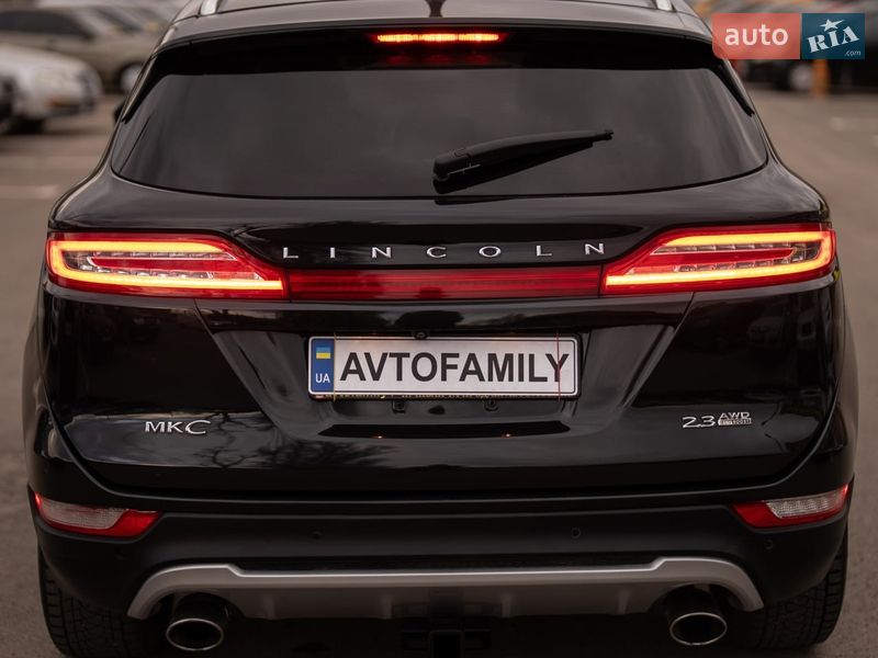 Седан Lincoln MKS 2014 в Дніпрі