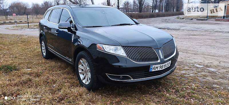 Внедорожник / Кроссовер Lincoln MKT 2014 в Житомире