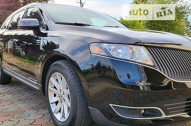 Минивэн Lincoln MKT 2016 в 