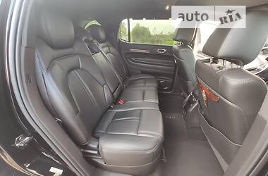 Минивэн Lincoln MKT 2016 в 