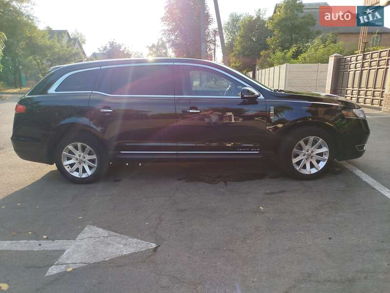 Внедорожник / Кроссовер Lincoln MKT 2017 в Харькове фото 35 Внедорожник / Кроссовер Lincoln MKT 2017 в Харькове