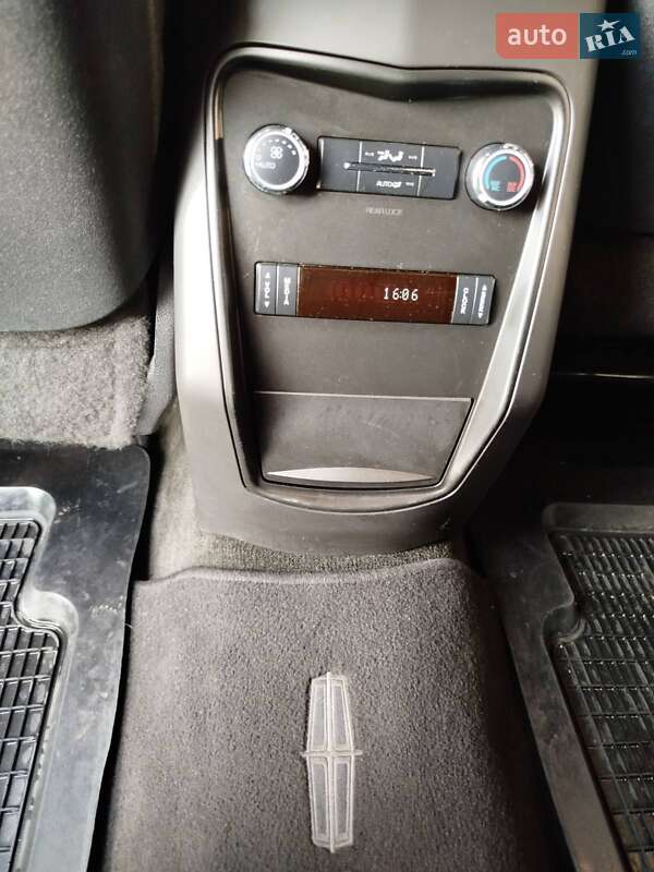 Внедорожник / Кроссовер Lincoln MKT 2017 в Харькове фото 15 Внедорожник / Кроссовер Lincoln MKT 2017 в Харькове