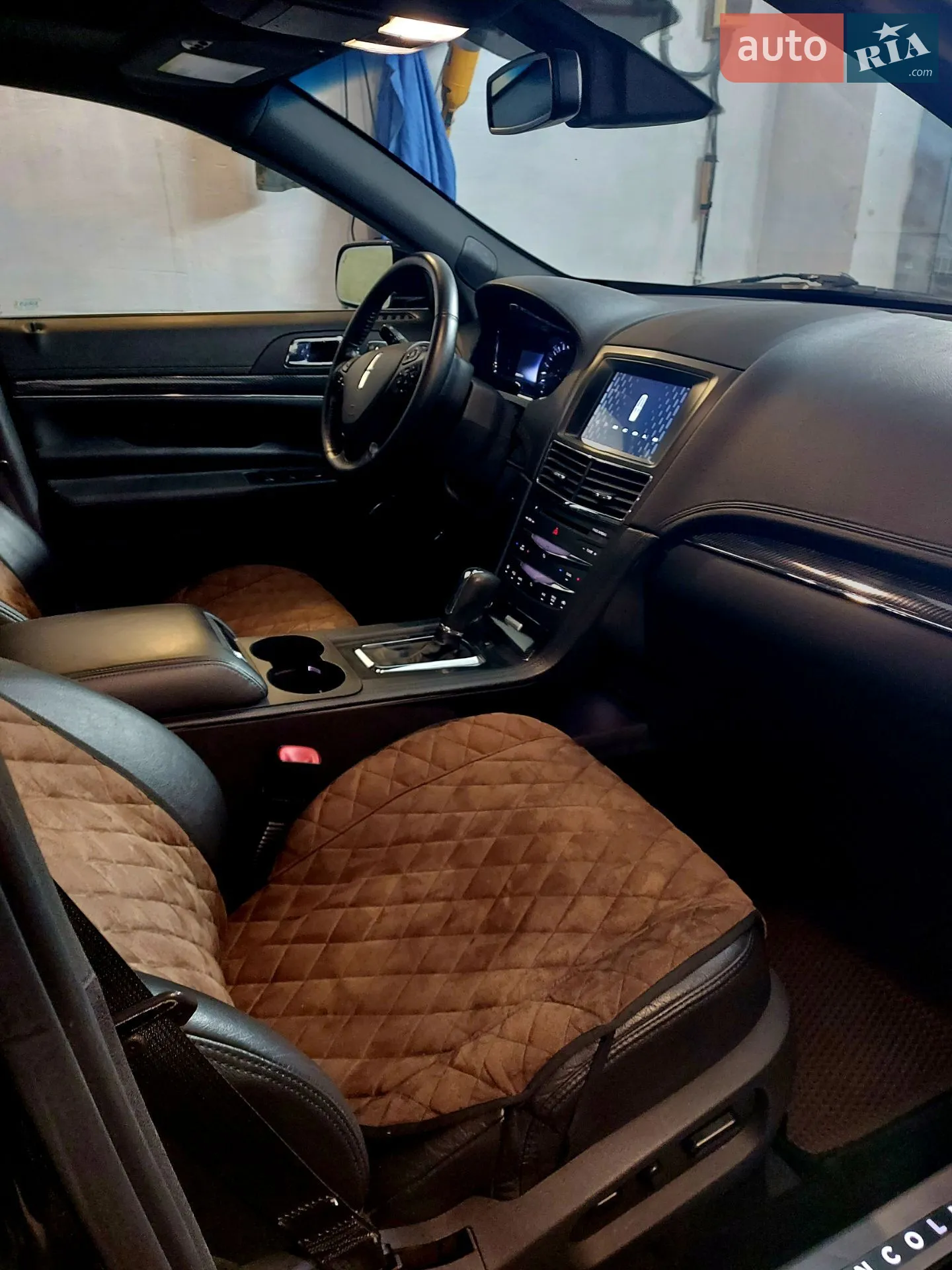 2017 Lincoln MKT - мініатюра 109