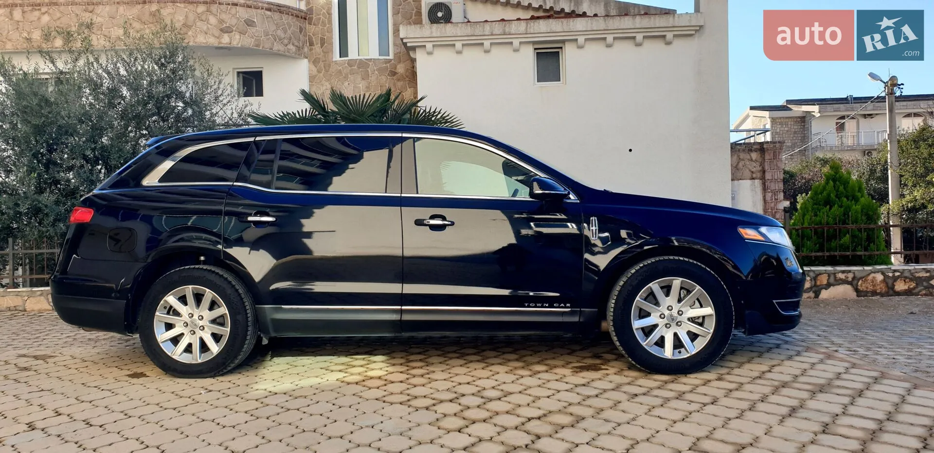 2018 Lincoln MKT - мініатюра 5