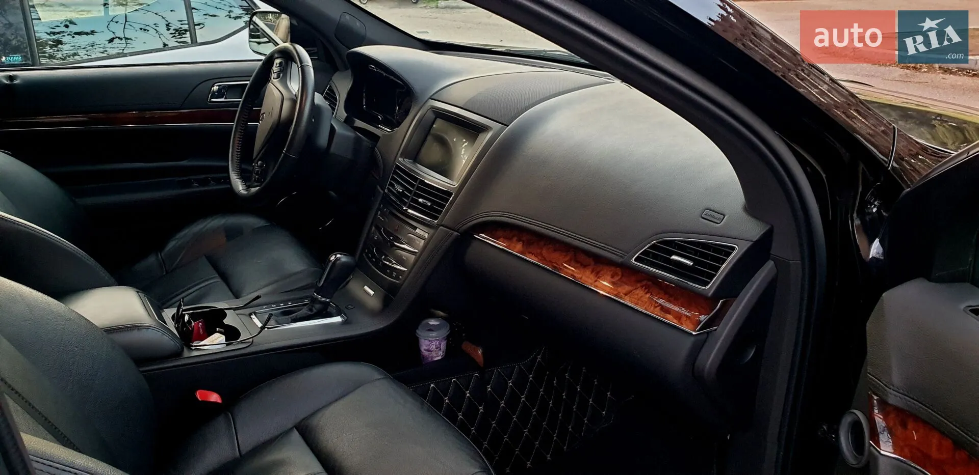 2018 Lincoln MKT - мініатюра 15