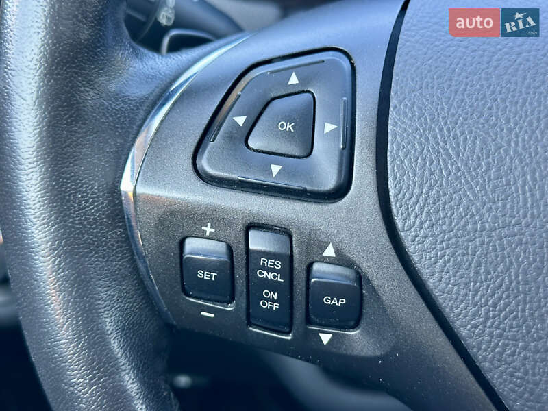 Внедорожник / Кроссовер Lincoln MKT 2016 в Киеве