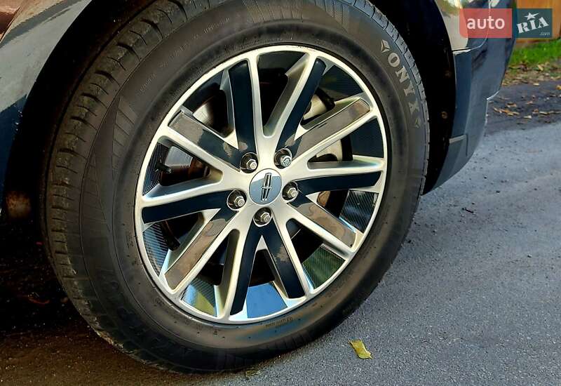 Внедорожник / Кроссовер Lincoln MKT 2017 в Виннице