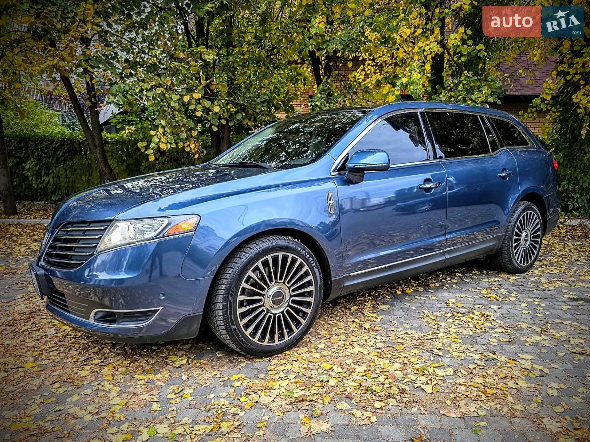 2019 Lincoln MKT - мініатюра 6