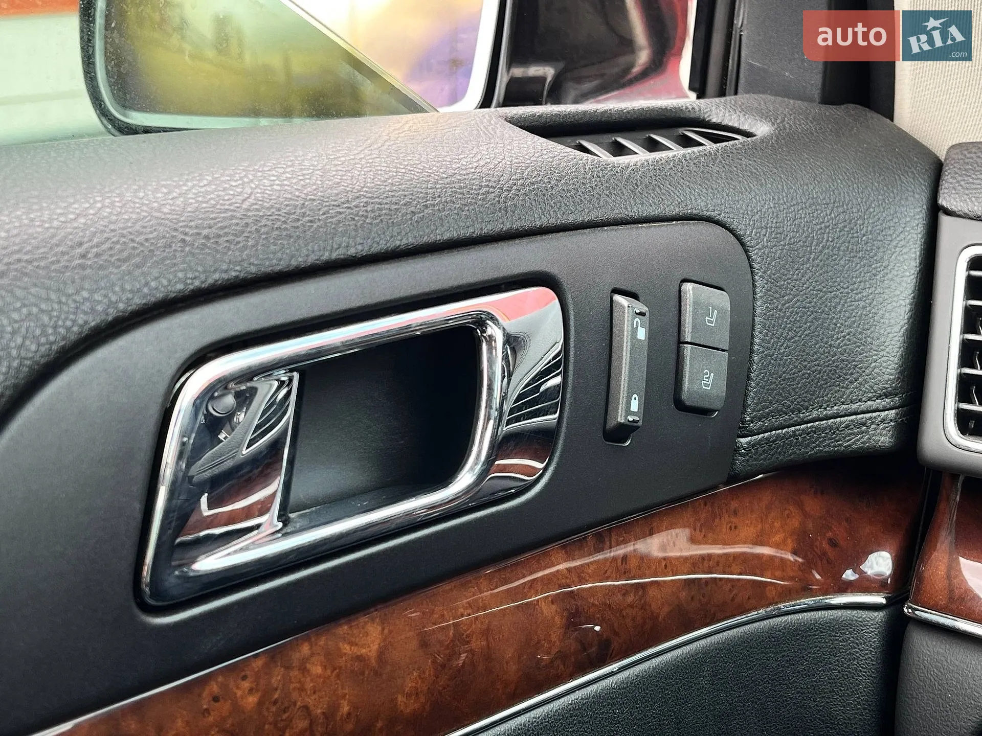 2012 Lincoln MKT - мініатюра 19