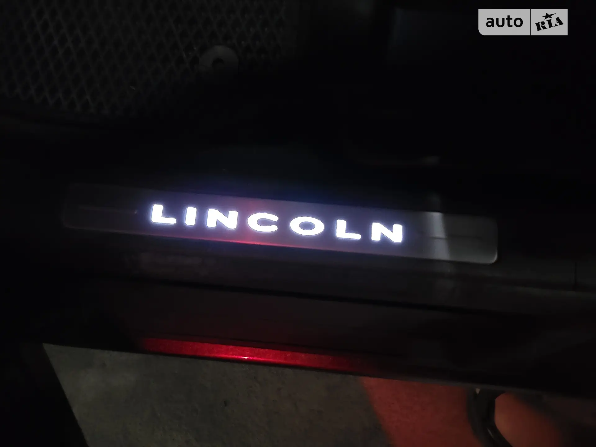 2017 Lincoln MKX - мініатюра 28