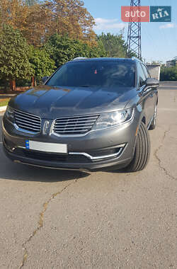 Внедорожник / Кроссовер Lincoln MKX 2017 в 