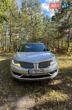 Внедорожник / Кроссовер Lincoln MKX 2015 в 