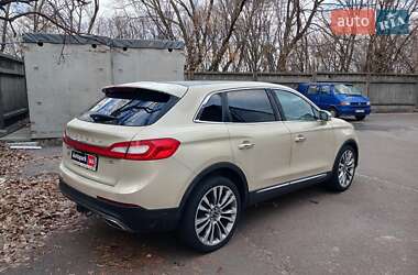 Внедорожник / Кроссовер Lincoln MKX 2015 в 