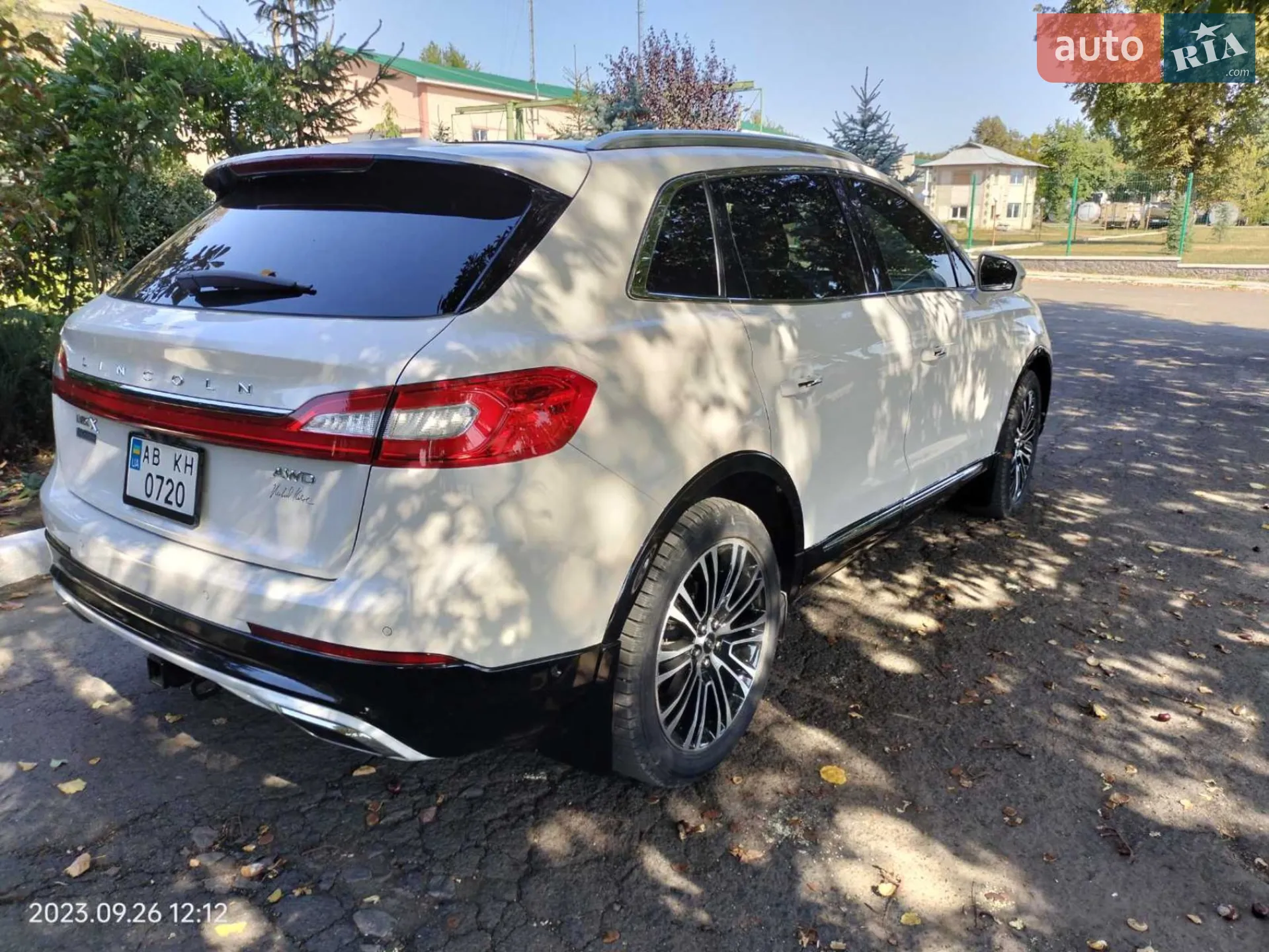 2015 Lincoln MKX - мініатюра 13