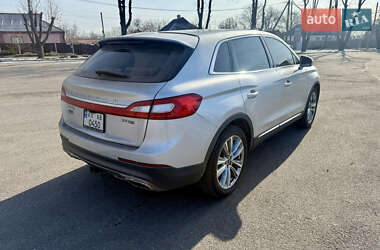 Внедорожник / Кроссовер Lincoln MKX 2015 в 