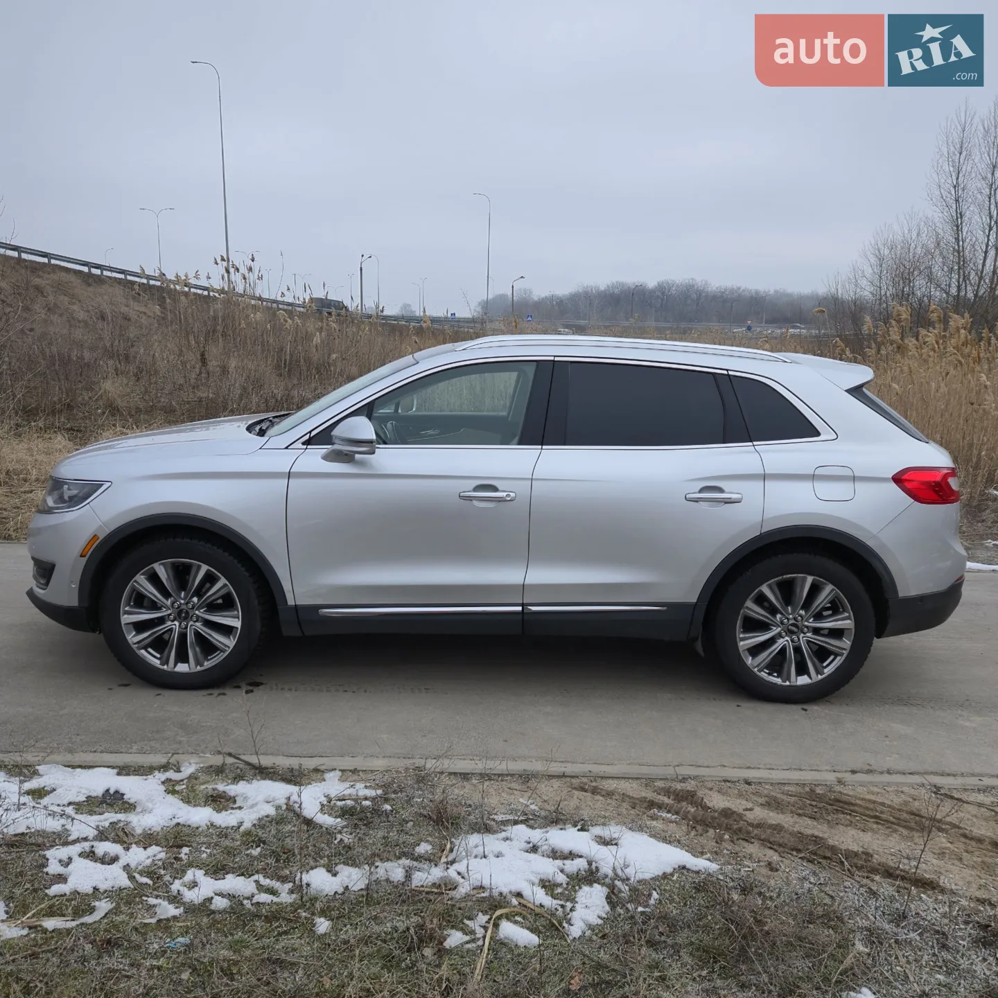 2016 Lincoln MKX - мініатюра 5
