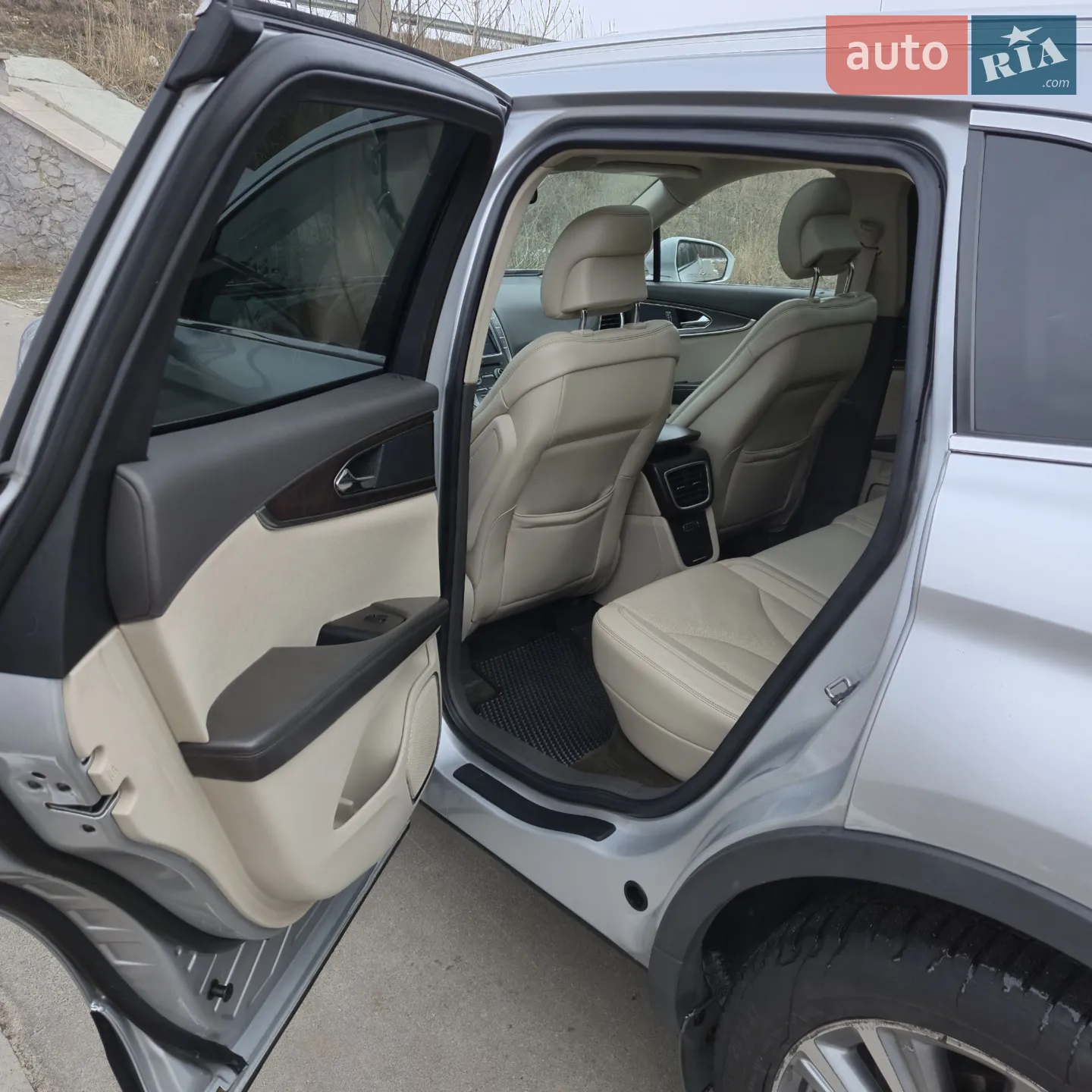 2016 Lincoln MKX - мініатюра 10