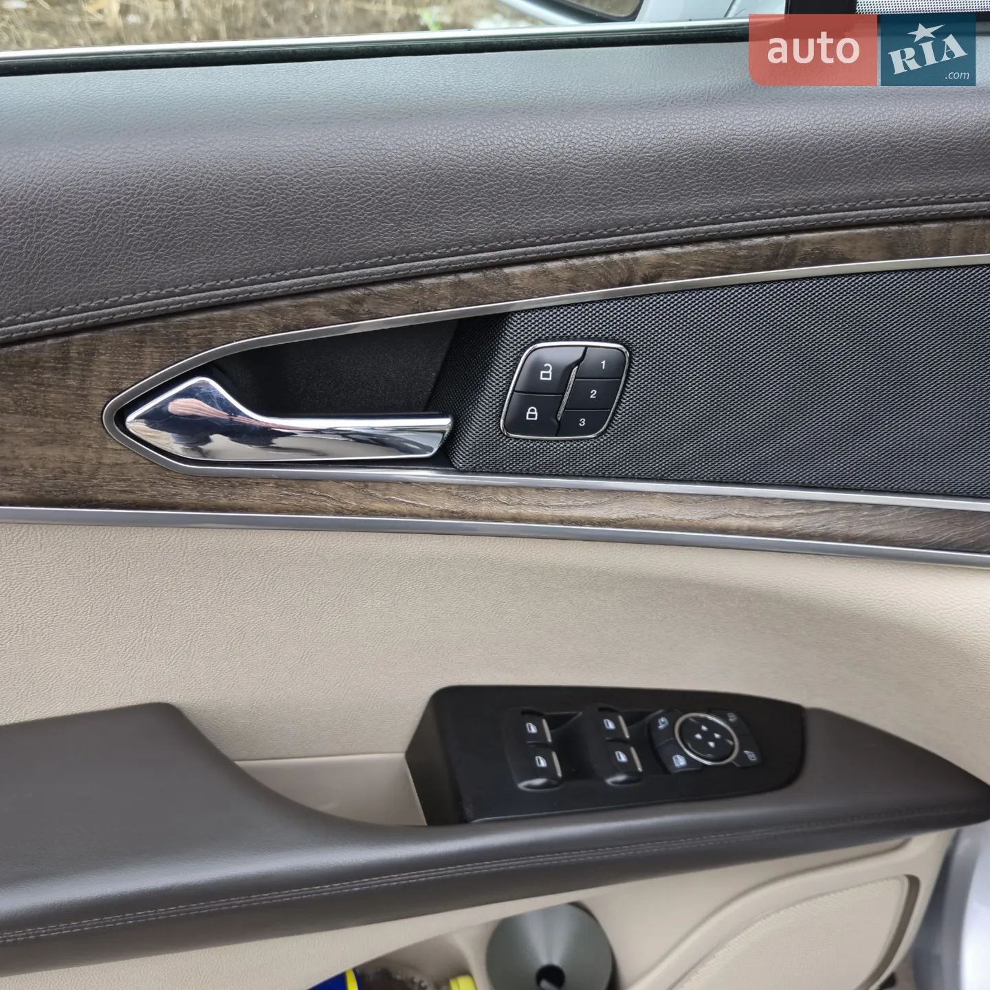 2016 Lincoln MKX - мініатюра 18