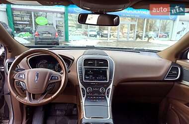Внедорожник / Кроссовер Lincoln MKX 2015 в 