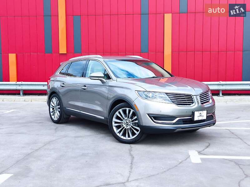Внедорожник / Кроссовер Lincoln MKX 2016 в 