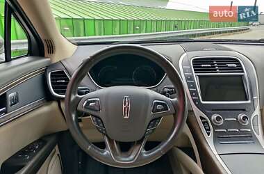 Внедорожник / Кроссовер Lincoln MKX 2016 в 