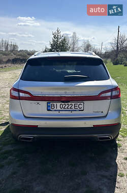Внедорожник / Кроссовер Lincoln MKX 2015 в 