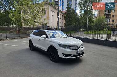 Внедорожник / Кроссовер Lincoln MKX 2016 в 