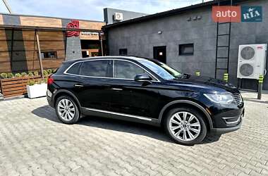 Внедорожник / Кроссовер Lincoln MKX 2015 в 