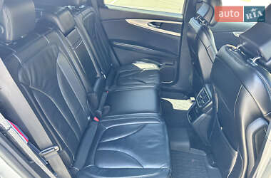 Внедорожник / Кроссовер Lincoln MKX 2015 в 