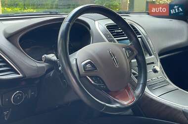 Внедорожник / Кроссовер Lincoln MKX 2018 в 