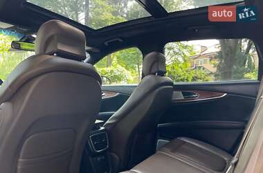 Внедорожник / Кроссовер Lincoln MKX 2018 в 