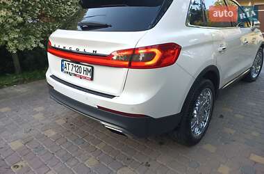 Внедорожник / Кроссовер Lincoln MKX 2015 в 