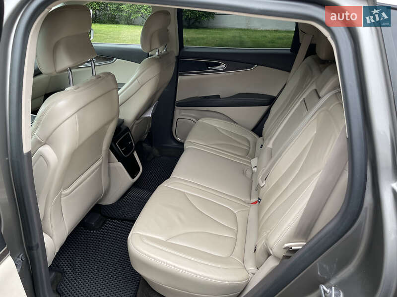 Внедорожник / Кроссовер Lincoln MKX 2015 в Киеве