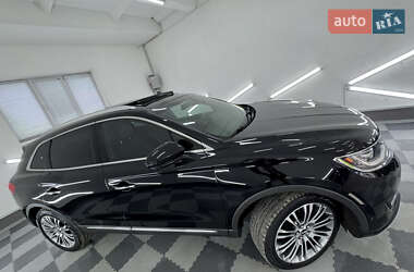Внедорожник / Кроссовер Lincoln MKX 2015 в 